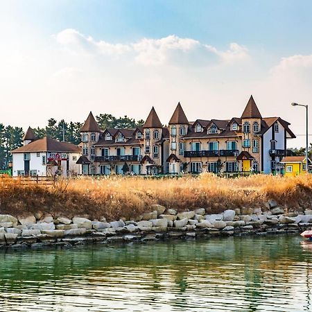 Santa Beach Pension Каннын Экстерьер фото