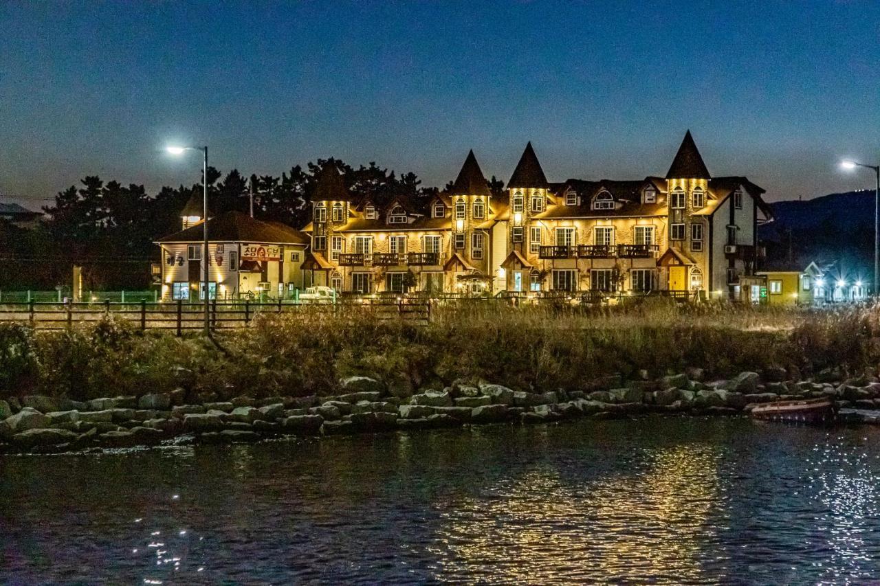 Santa Beach Pension Каннын Экстерьер фото