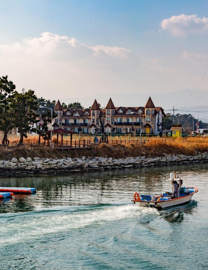 Santa Beach Pension Каннын Экстерьер фото
